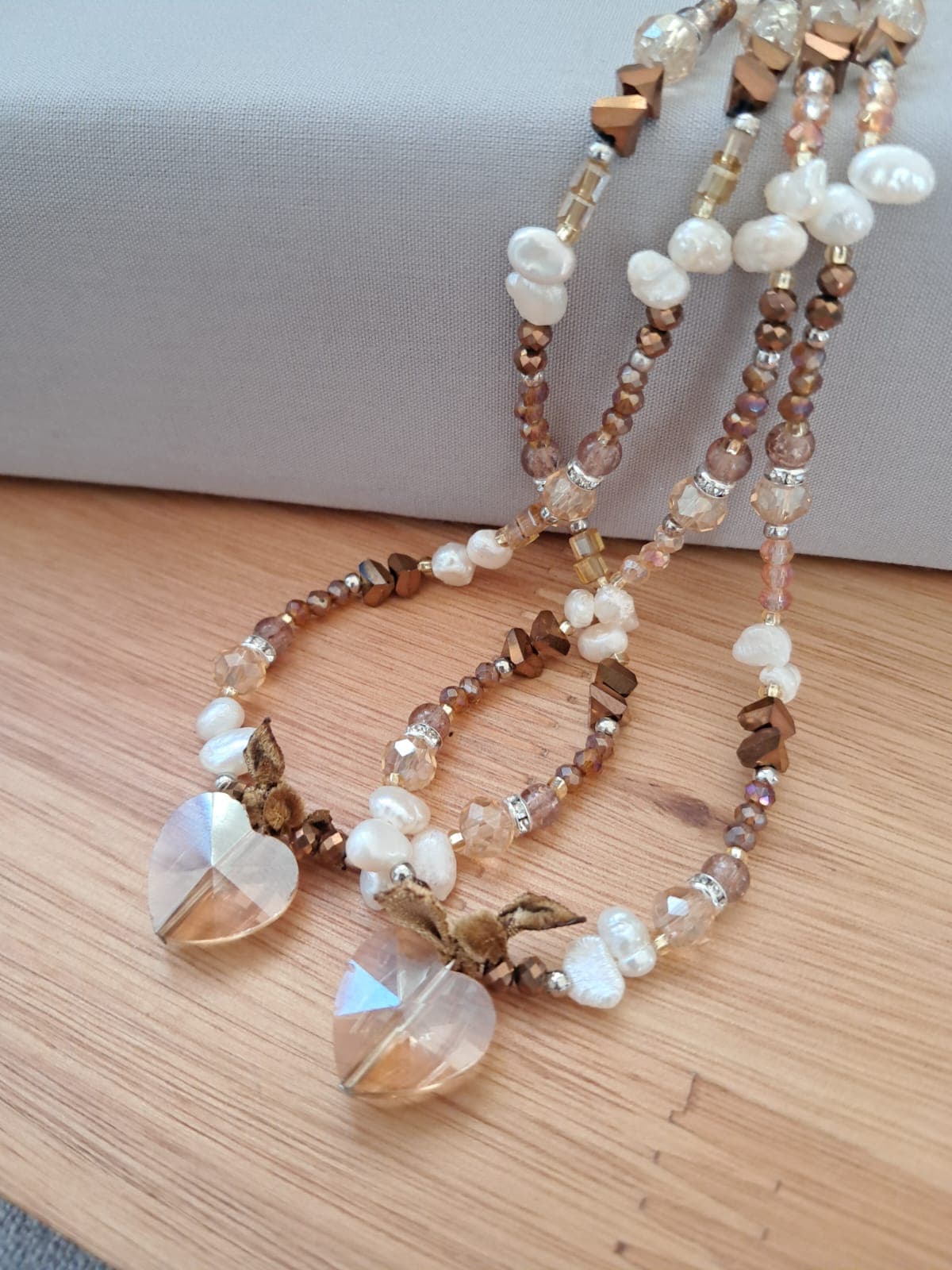 Collar corazón nude
